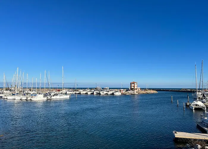 - T3 Coquette - Calme - Proche Plage, Port, Et Village - Parking Prive - Fr-1-799-38 * Le Barcarès